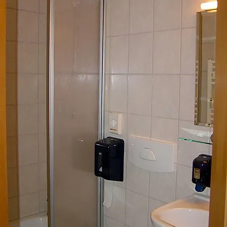 Hotel Alt Vinnhorst 2*