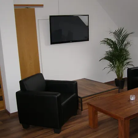 Hotel Alt Vinnhorst 2*