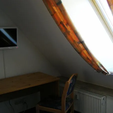 Hotel Alt Vinnhorst 2*